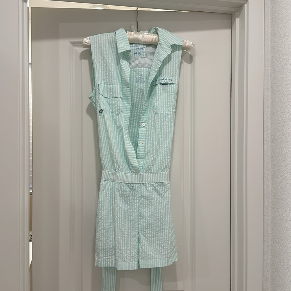 Vineyard vines seersucker, performance romper